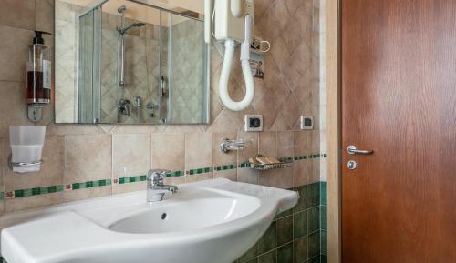 Small Single Room