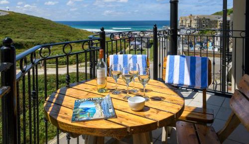 Two Bedroom Sea View Apartment (Max 4) - No. 6