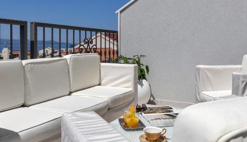 Apartment with Sea View