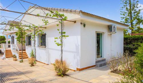 Three-Bedroom Vacation Home 