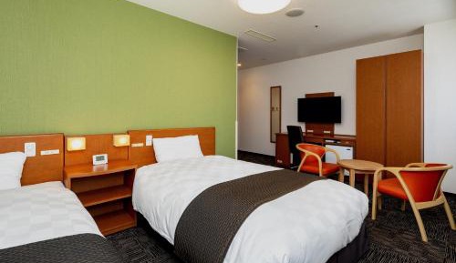 Twin Room - Non-Smoking