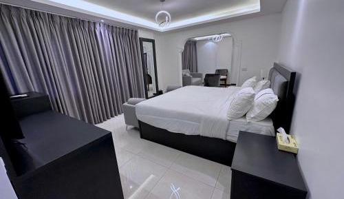 Superior King Room
