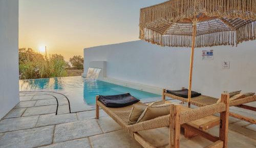 Villa - Beach Front