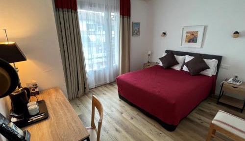 Queen Room - Disability Access