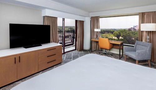 King Room with Balcony
