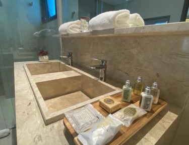 King Suite with Spa Bath