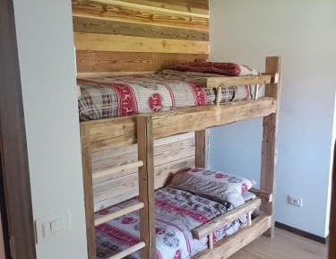 Quadruple Room with Private Bathroom