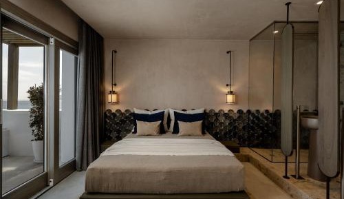 Temple Sea View Suite with Outdoor Jacuzzi