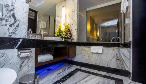 Club lounge access, 1 Bedroom Junior Suite, 1 King