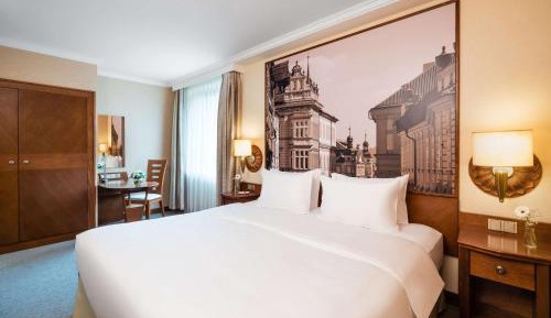 One-Bedroom Suite