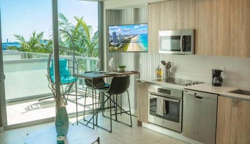 Studio Apartment with Sea View