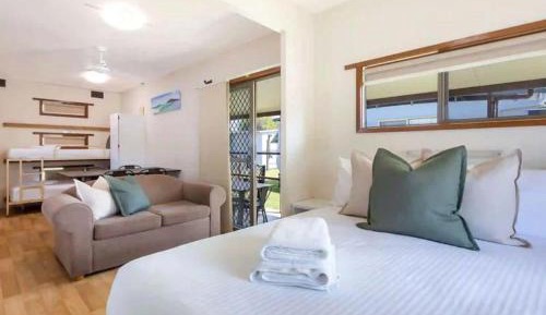 Standard Cabin - Sleeps 4