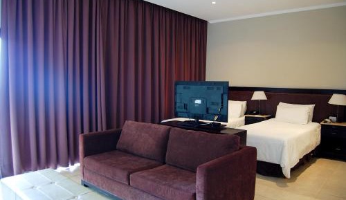 Grand Twin Balcony, Guest Room with Mountain View