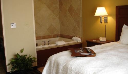 King Room with Spa Bath