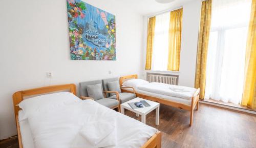 Twin Room with Shower
