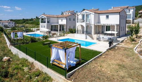 Standard Villa