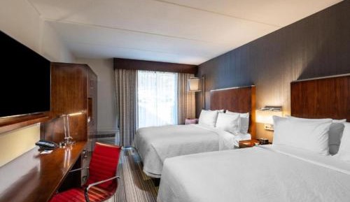 Traditional Room with Two Double Beds