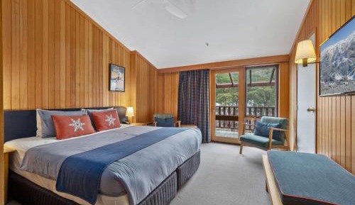 Superior Double or Twin Room with Terrace