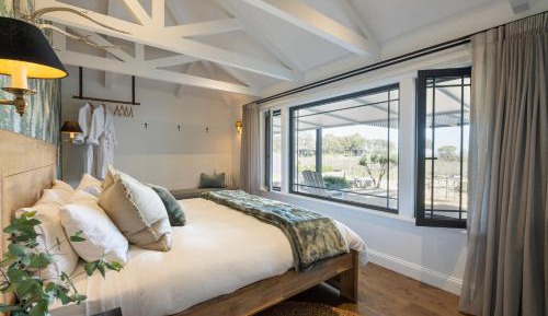 Superior King Suite