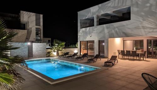 Villa with Sea View