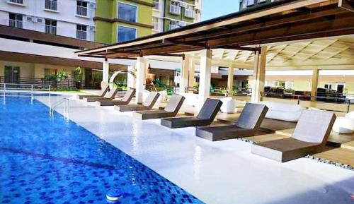 Studio with Pool View