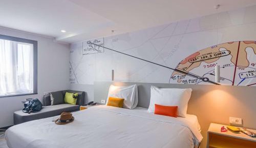 Superior King Room with Sofa Bed