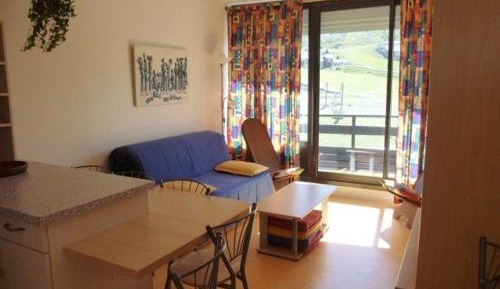 Apartment (6 Adults)