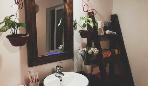Mixed Dormitory Room