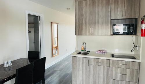 Standard Double Suite