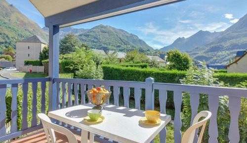 Apartment (6 Adults)