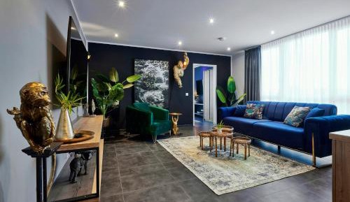Deluxe King Suite