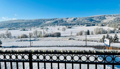 Triple Room with Mountain View