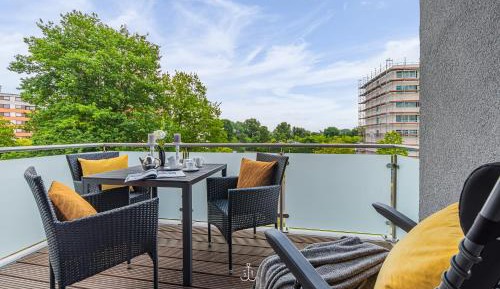 Apartment with Balcony