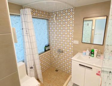 Economy Quadruple Room