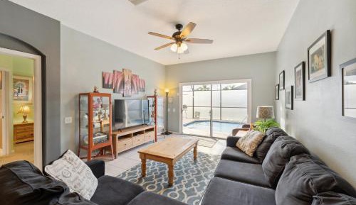 Four-Bedroom Holiday Home