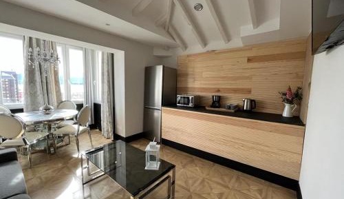 Deluxe Suite with Terrace and Sea View