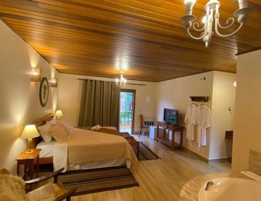 King Suite with Spa Bath