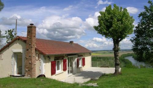 Holiday Home (4 Adults)
