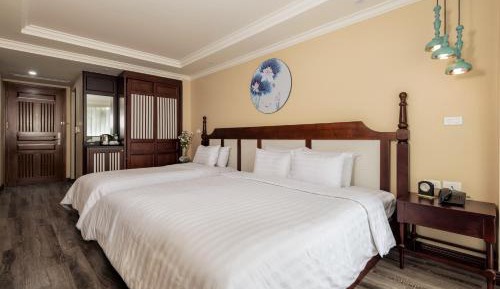 Family Suite with Balcony
