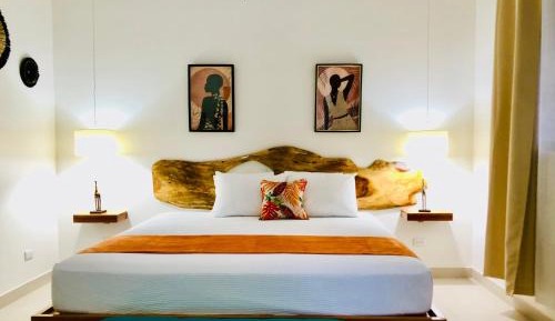King Suite with Pool View