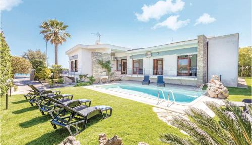 Six-Bedroom Holiday Home