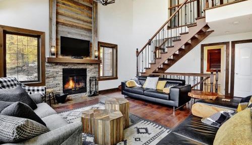 Five-Bedroom Holiday Home