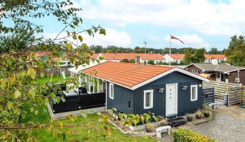 Two-Bedroom Holiday Home