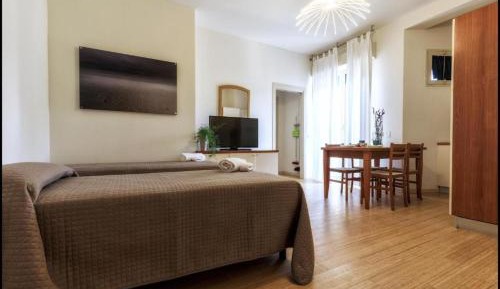 Large One-Bedroom Apartment