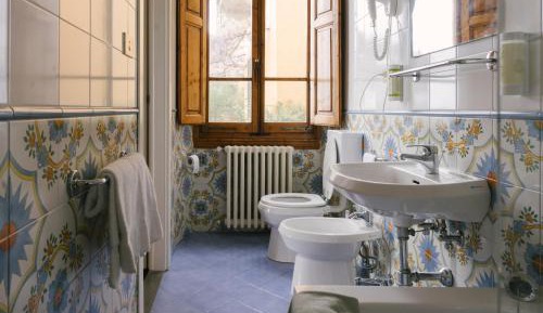 Double or Twin Room with City View