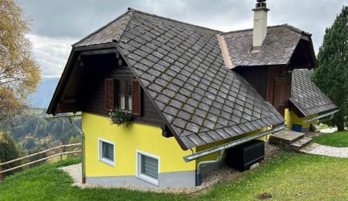 One-Bedroom Holiday Home