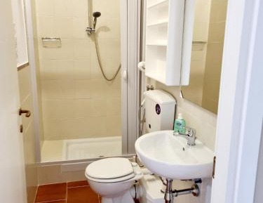 Superior Double Room with Private Bathroom