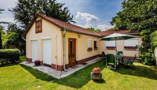 One-Bedroom Villa with Garden View