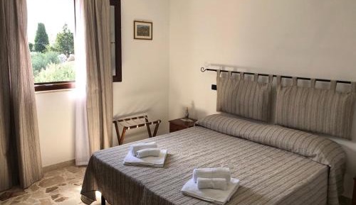 Double or Twin Room with Private Bathroom