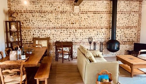 Three-Bedroom Cottage